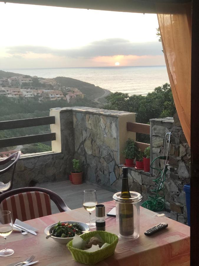 Sardegna-Ferienwohnung Mit Emotionale Meeres Blick Торре-дей-Корсари Экстерьер фото