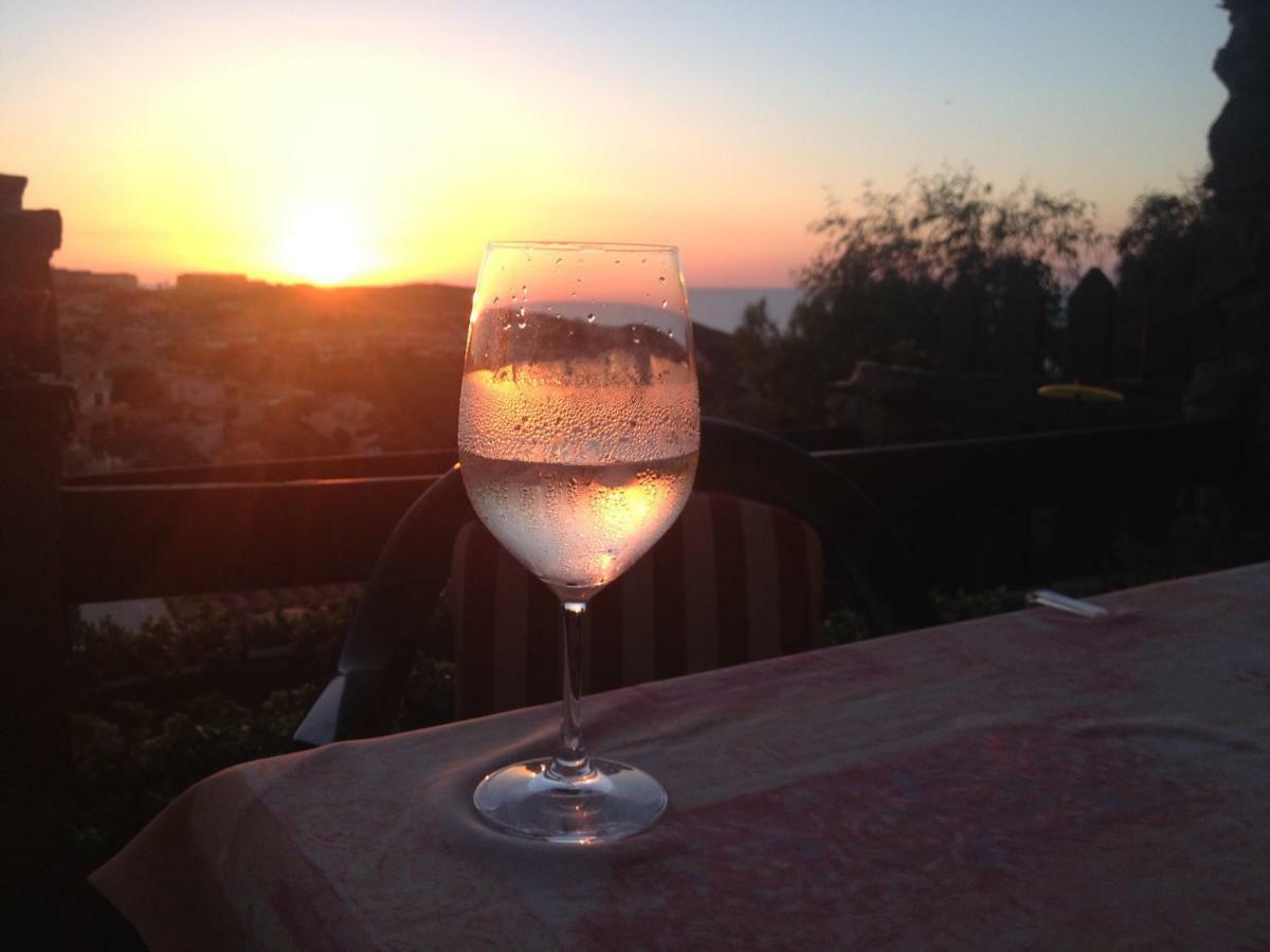 Sardegna-Ferienwohnung Mit Emotionale Meeres Blick Торре-дей-Корсари Экстерьер фото